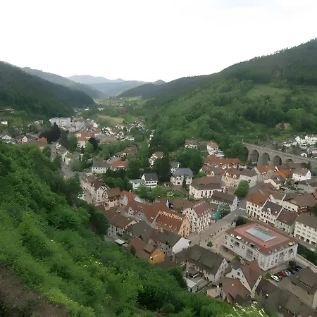 아파트 Uli Schaetzle