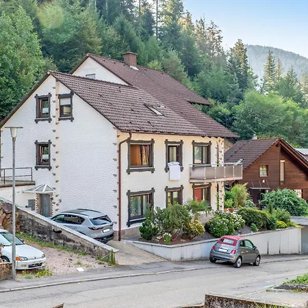 Uli Schaetzle Apartamento *